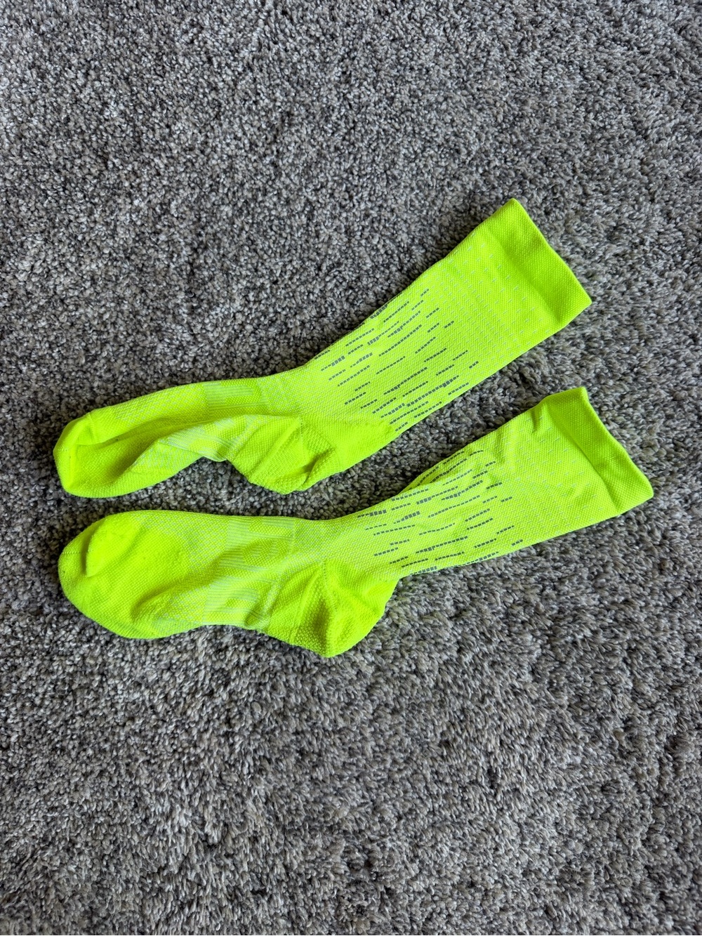 LULULEMON power stride socks